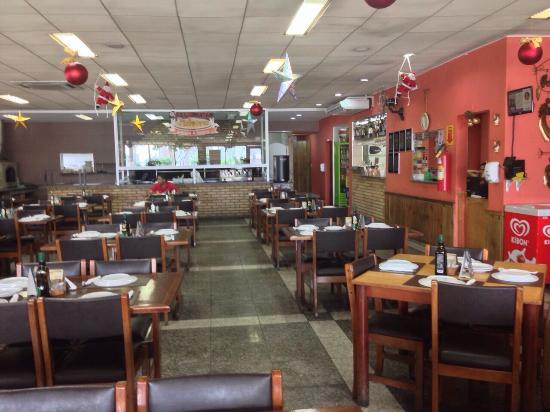 Puleiro Galeteria e Pizzaria